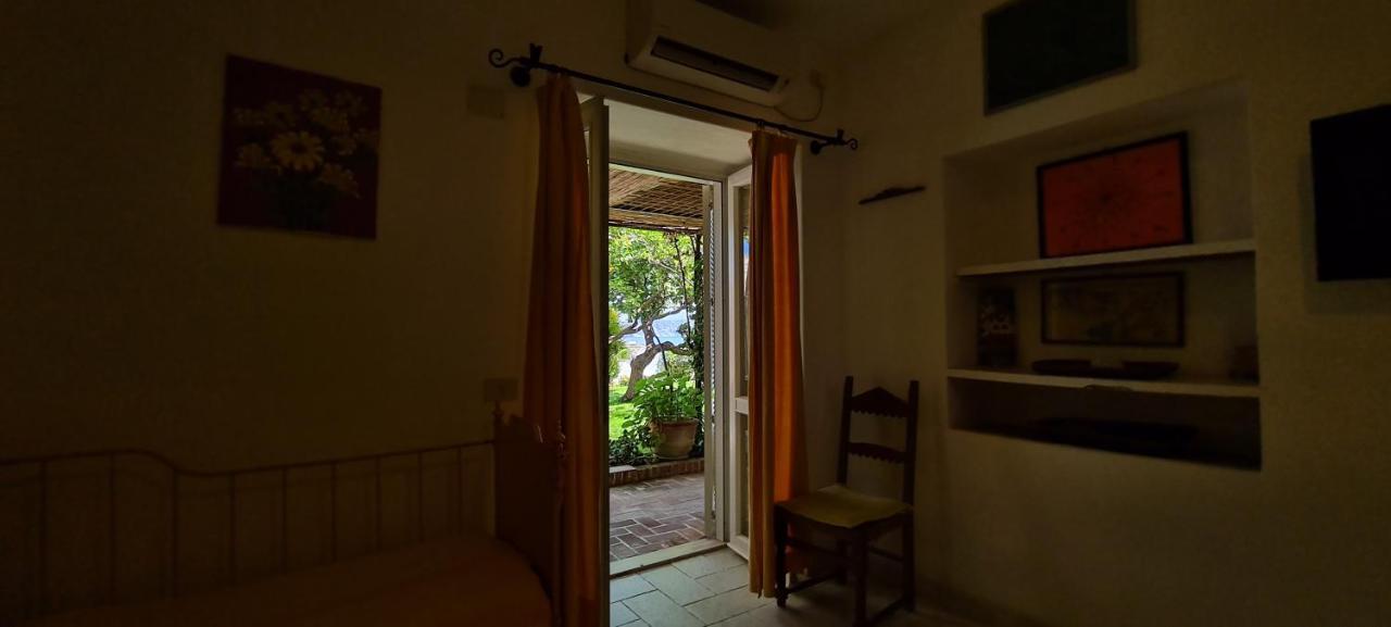 La Limonaia A Mare Hotel Ponza Bagian luar foto