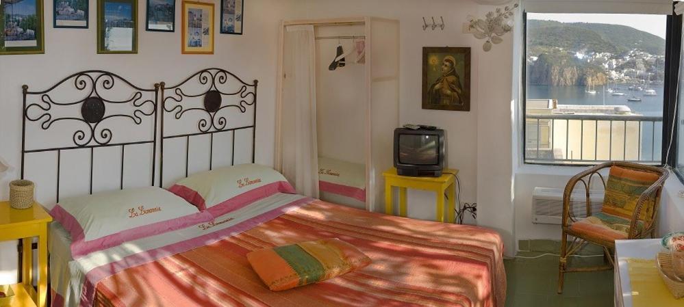 La Limonaia A Mare Hotel Ponza Bagian luar foto