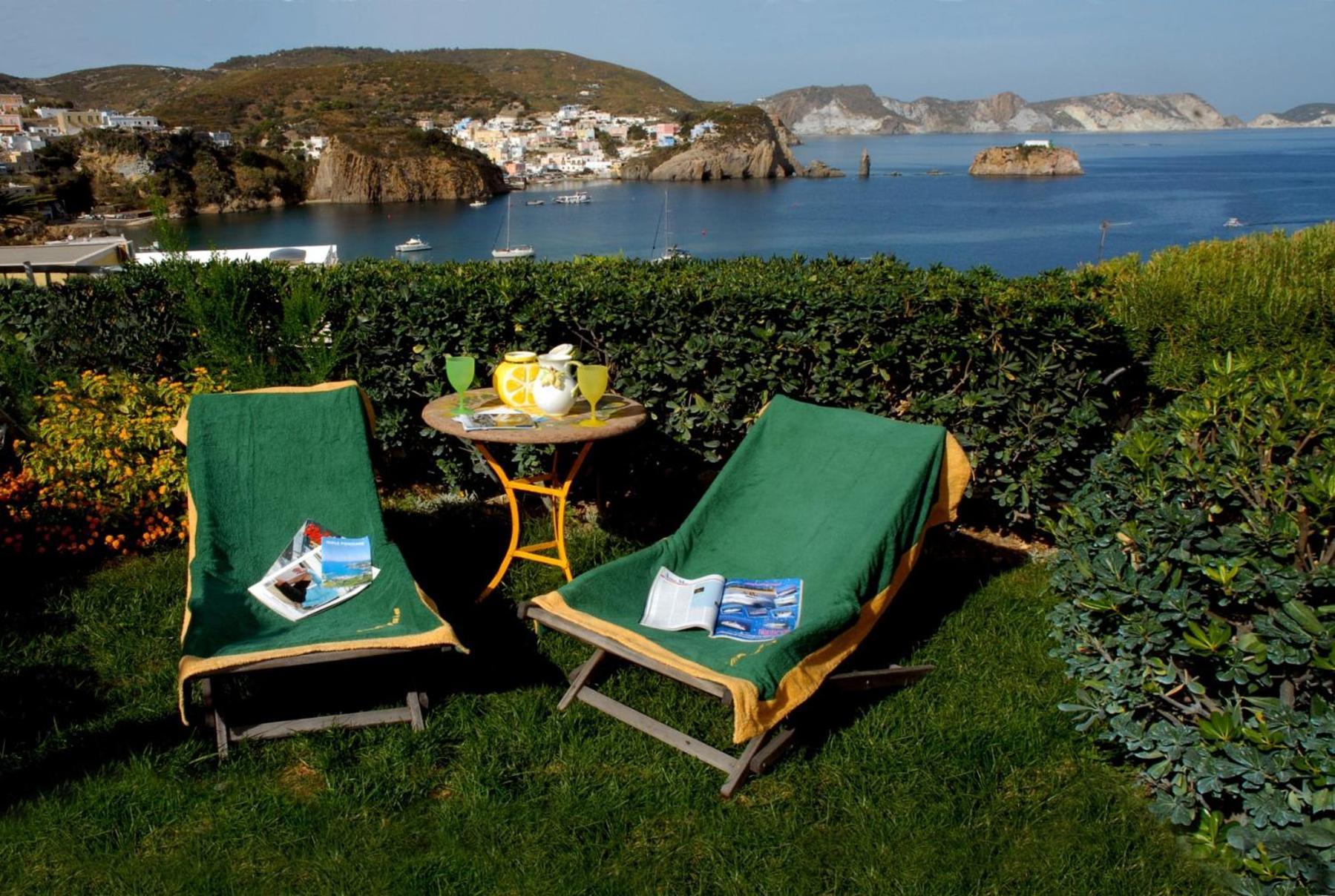 La Limonaia A Mare Hotel Ponza Bagian luar foto